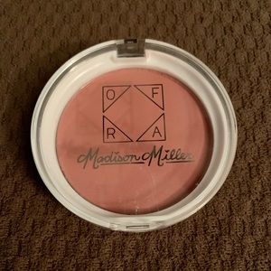 Ofra Madison Miller Blush in shade Sweet Stuff